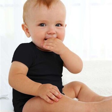 Infant Baby Essential Bodysuit